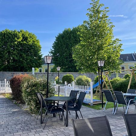 입스 안 데어 도나우 Lindenhof Ybbs B&B 외부 사진