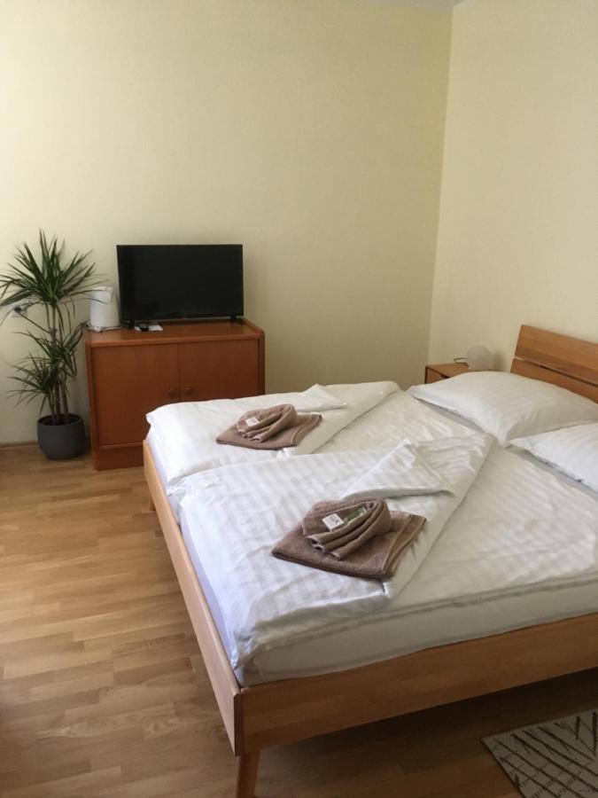 입스 안 데어 도나우 Lindenhof Ybbs B&B 외부 사진