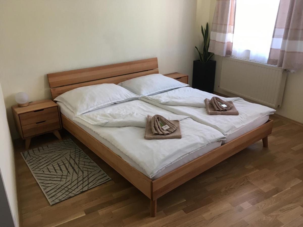 입스 안 데어 도나우 Lindenhof Ybbs B&B 외부 사진