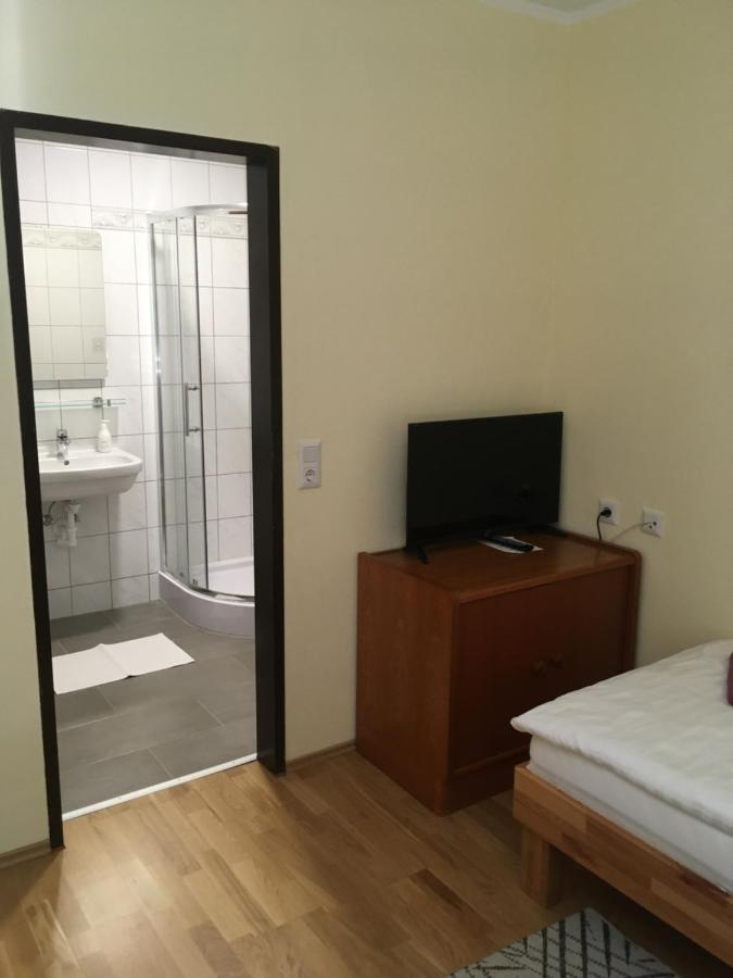 입스 안 데어 도나우 Lindenhof Ybbs B&B 외부 사진