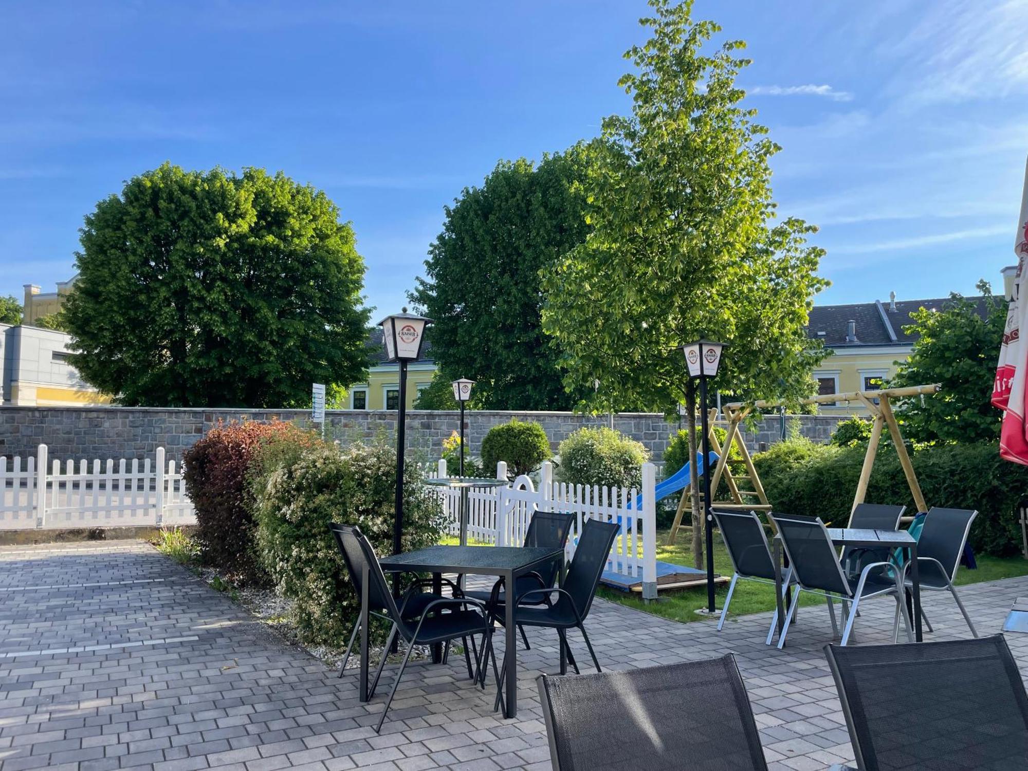 입스 안 데어 도나우 Lindenhof Ybbs B&B 외부 사진